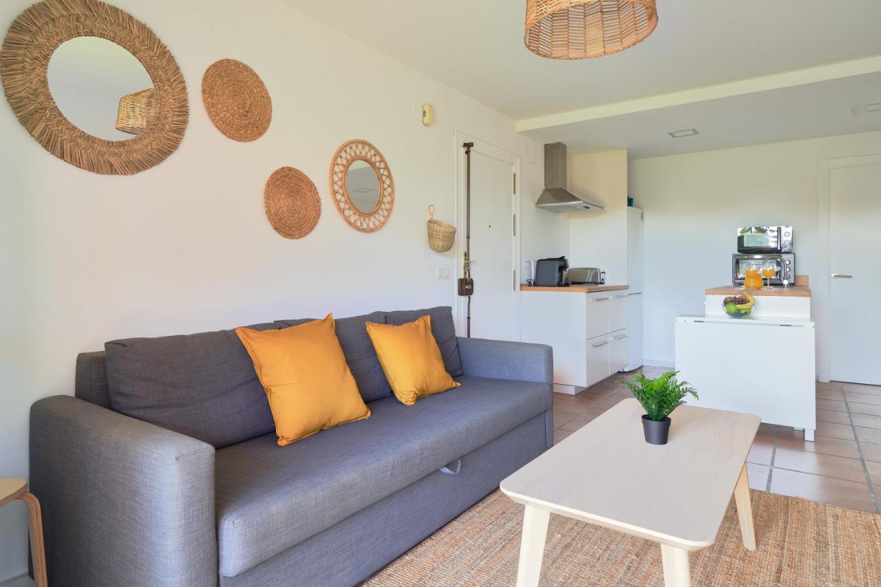 Apartamento En Benagalbon Con Terraza By Alterhome Bagian luar foto